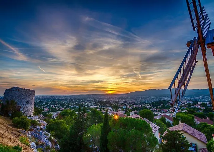 Au Charme Provencal